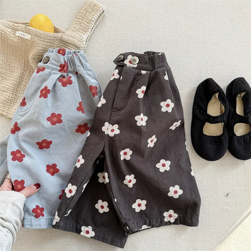 Pocket Full of Flowers Shorts