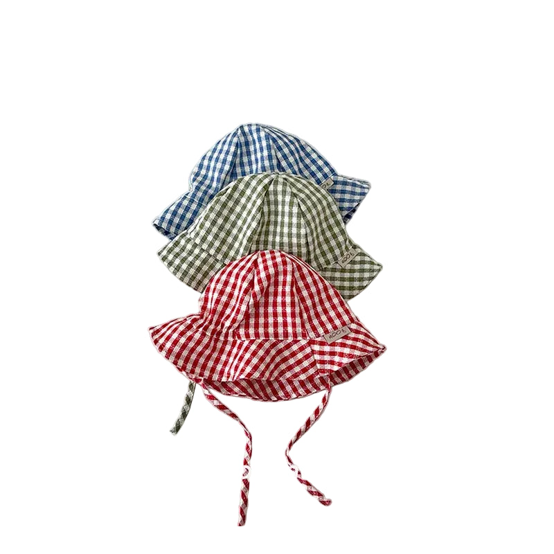 Three gingham checkered hats in blue, green, and red on a white background with 'Bolemaer' branding.